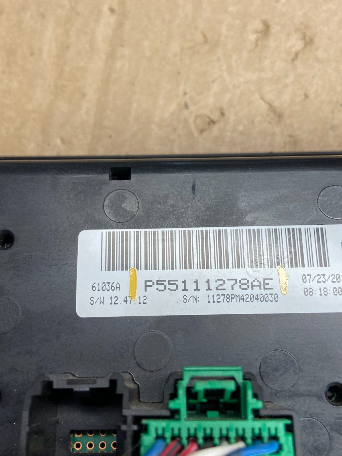 2011 to 2017 Jeep Compass Dash Climate Temperature Control Radio Bezel ad7184 DG5