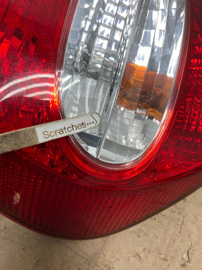 2002 2003 2004 Toyota Camry Tail Light Right Passenger Rh Side AG5504 LK3