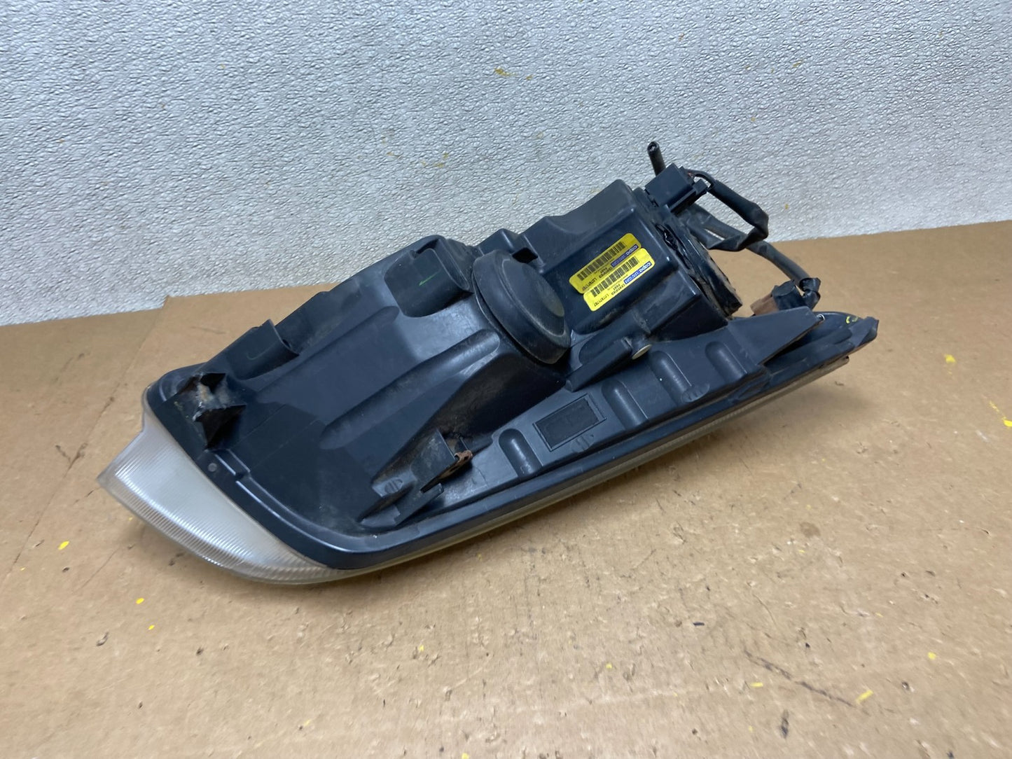 2006 to 2009 Mercury Milan Headlight Left Driver LH Halogen DEPO Z7959 DW10