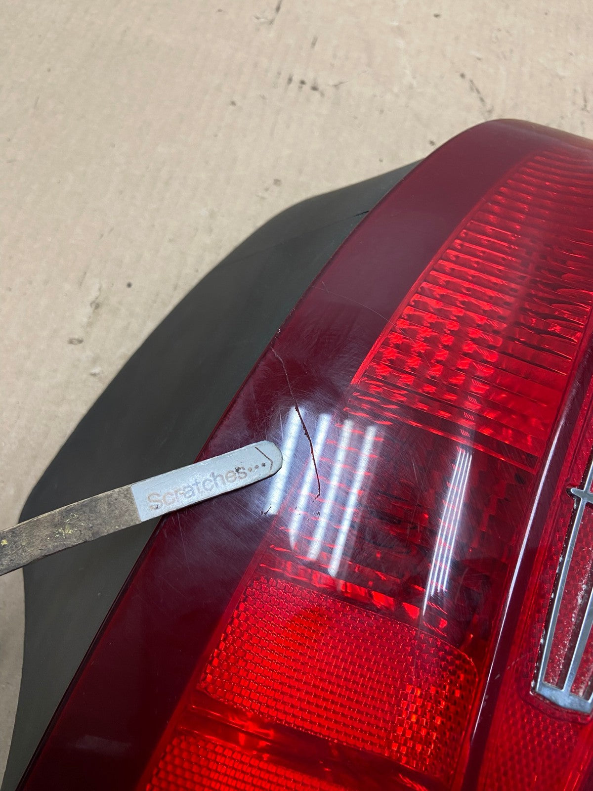 1998 to 2002 Lincoln Town Car Right Passenger RH Tail Light AG7958 LK3
