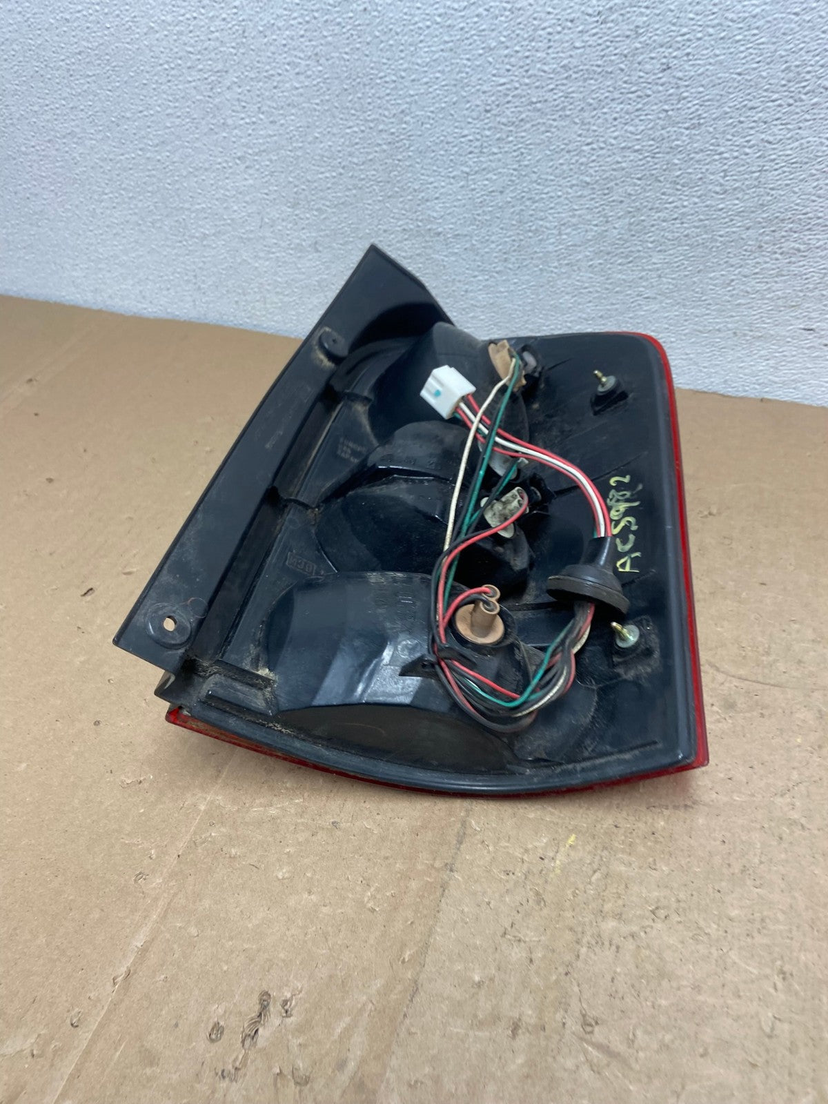 2002 to 2003 Mazda Mpv Left Driver LH Side Tail Light AC5982 LK6