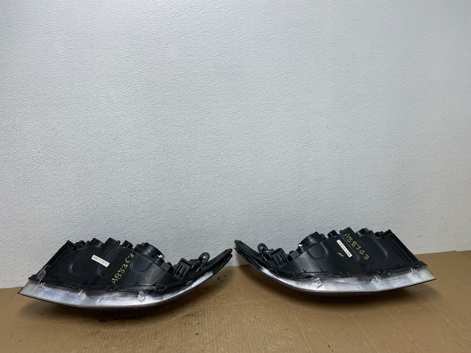 2007 2008 2009 2010 Hyundai Elantra Left+Right Side Headlights AB8363 DW4