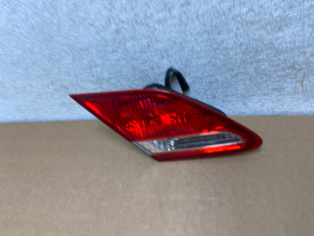 2005-2010 Toyota Avalon Left Driver LH Side Tail Light Inner AI2565 LK1
