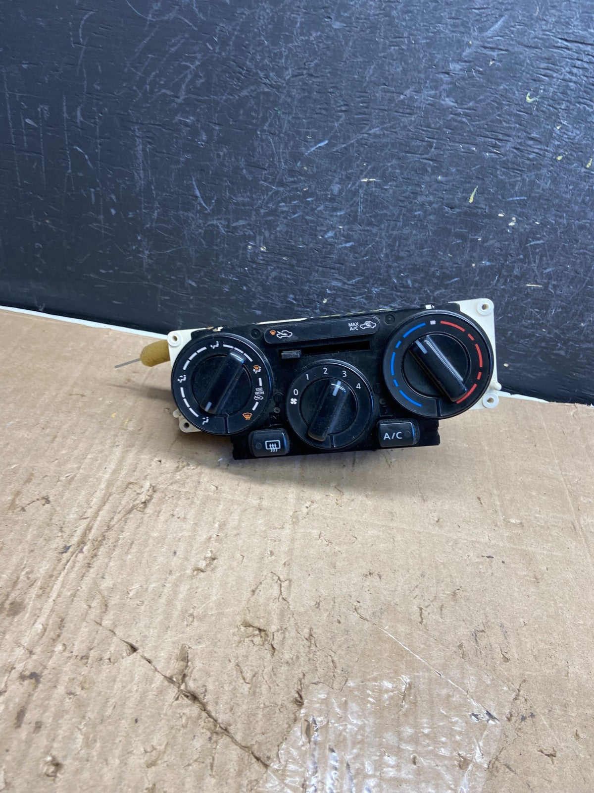 2013-2021 Nissan NV200 Climate Control Heater A/C Panel ae2058 DG0