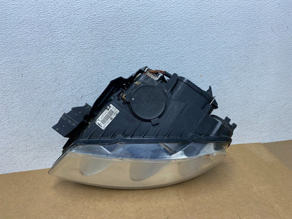 2004 to 2007 Volkswagen Touareg Left Driver Halogen Headlight AE2938 DW8