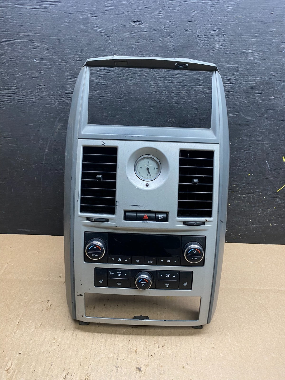 2008-2010 Dodge Grand Caravan Radio Bezel Climate Control Heat AC Heat T4649 DG0