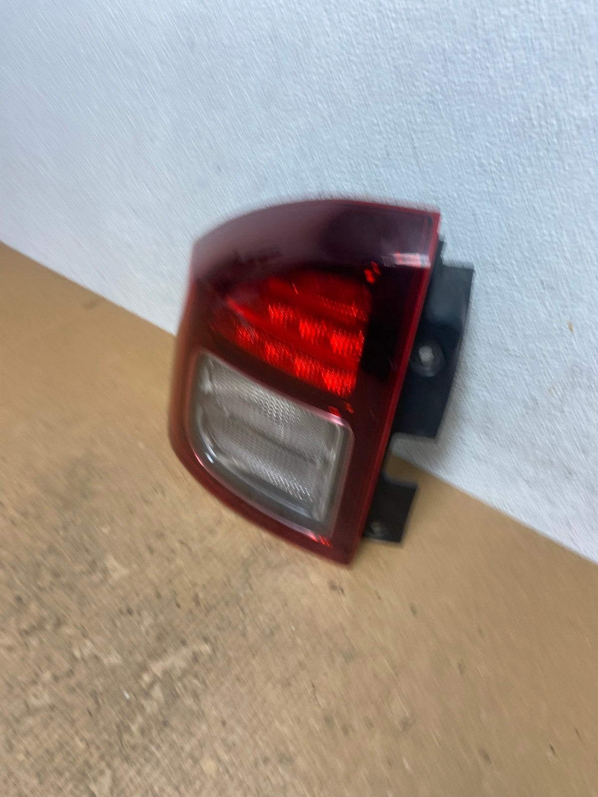 2014 - 2017 Jeep Compass Left Driver LH Side Tail Light AE2826 LK1