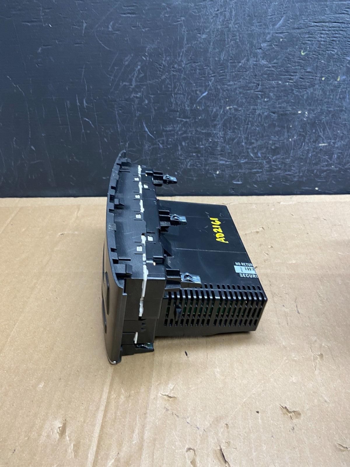 2002 - 2003 Lexus ES300 Center Dash A/C AC Heater Climate Control Unit AD2161 DG2
