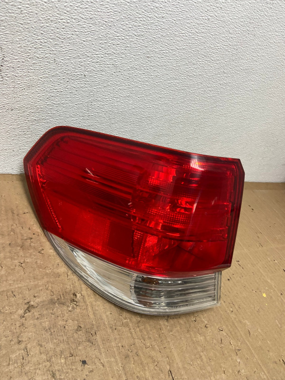 2008 2009 2010 Honda Odyssey Left Driver LH Side Tail Light AC0250 LK2
