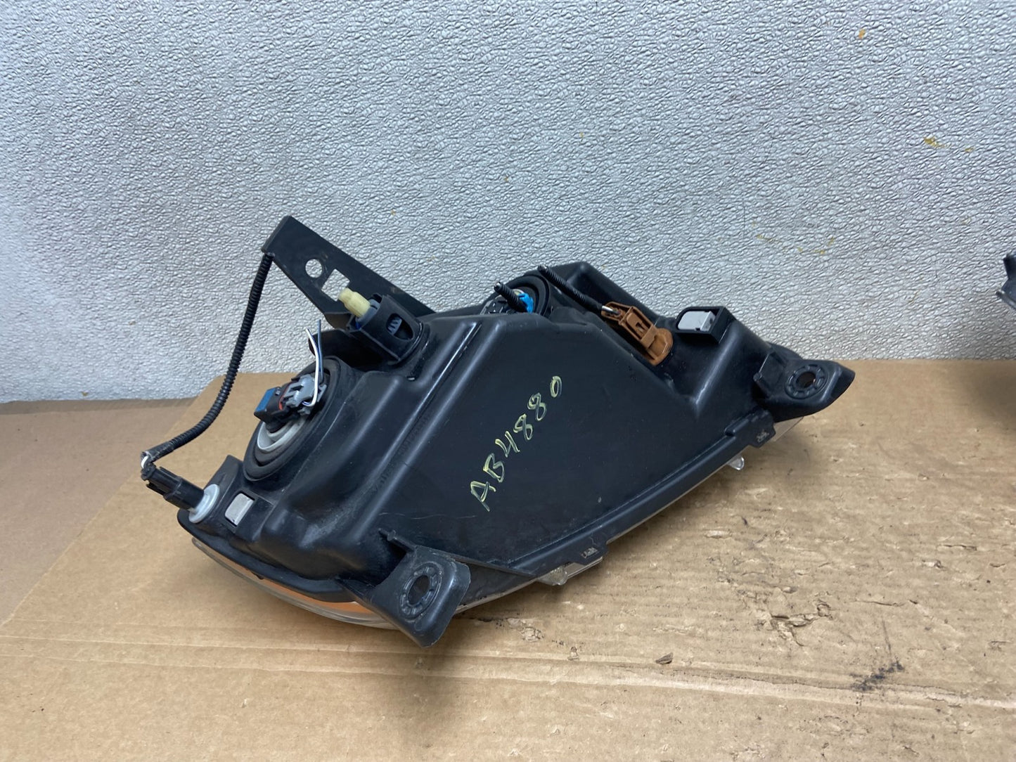 2011 to 2013 Jeep Grand Cherokee Halogen Left Driver Lh Headlight Oem AB4880 DW7