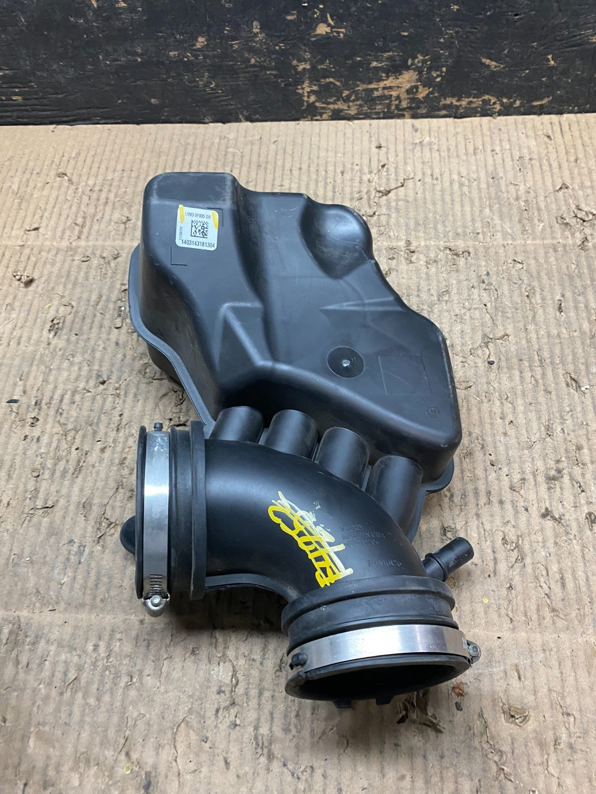 2020 to 2022 Ford Explorer OEM Air Right Intake Cleaner Inlet OEM T9792 DG7