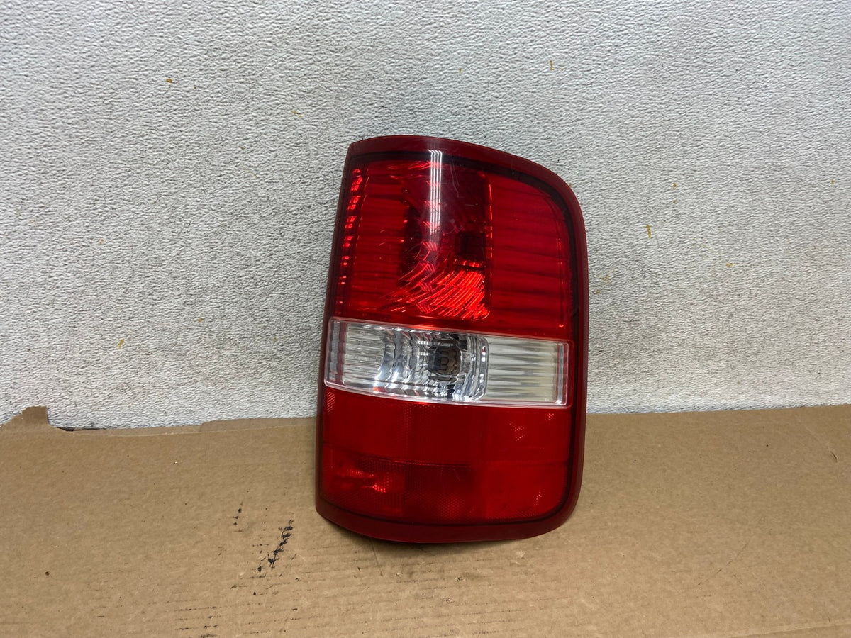 2004 to 2008 Ford F150 F-150 Right Passenger RH Side Tail Light AH7810 LK0