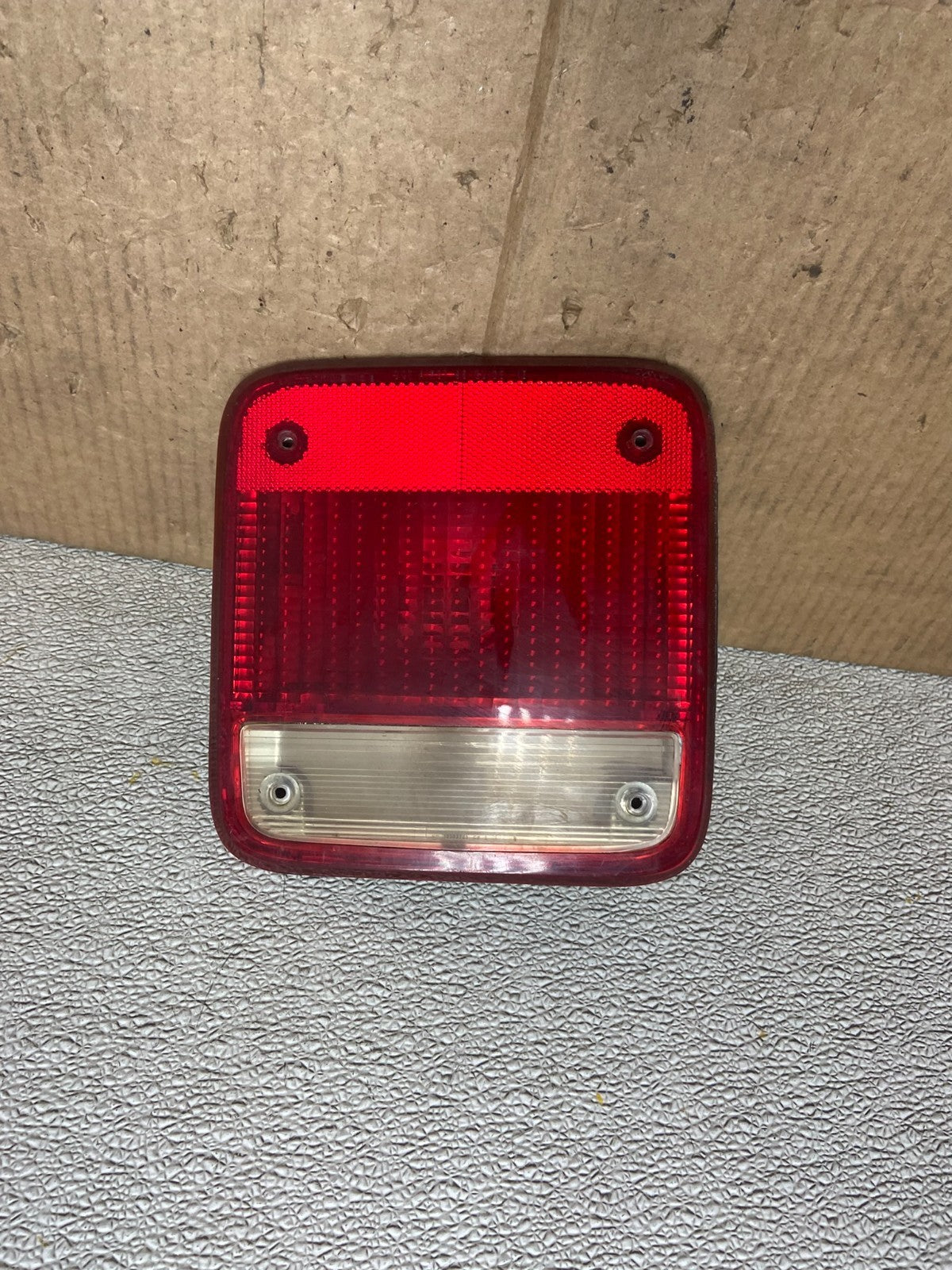 1985  to 1996 GMC G-series Left Driver Lh Side  Tail Light  OEM AA6695  DG0