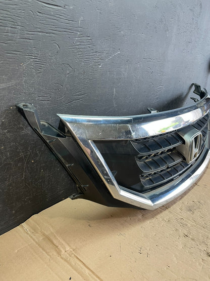 2008 2009 2010 Honda Odyssey Front Upper Grill Grille AD8283 DG2