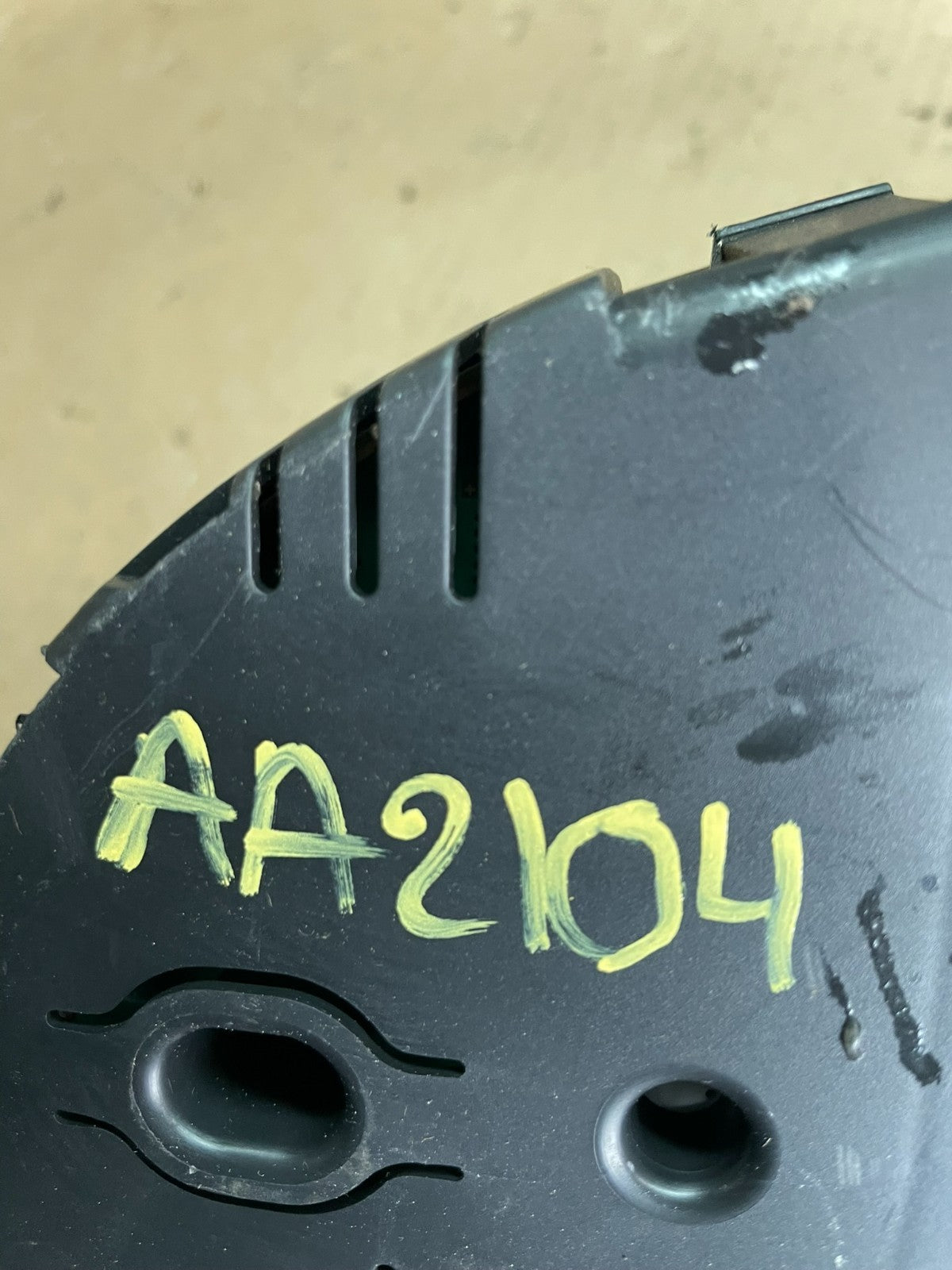 2003 to 2006 Sprinter 2500 3500 Instrument Speedometer Gauge Cluster AA2104 DG8