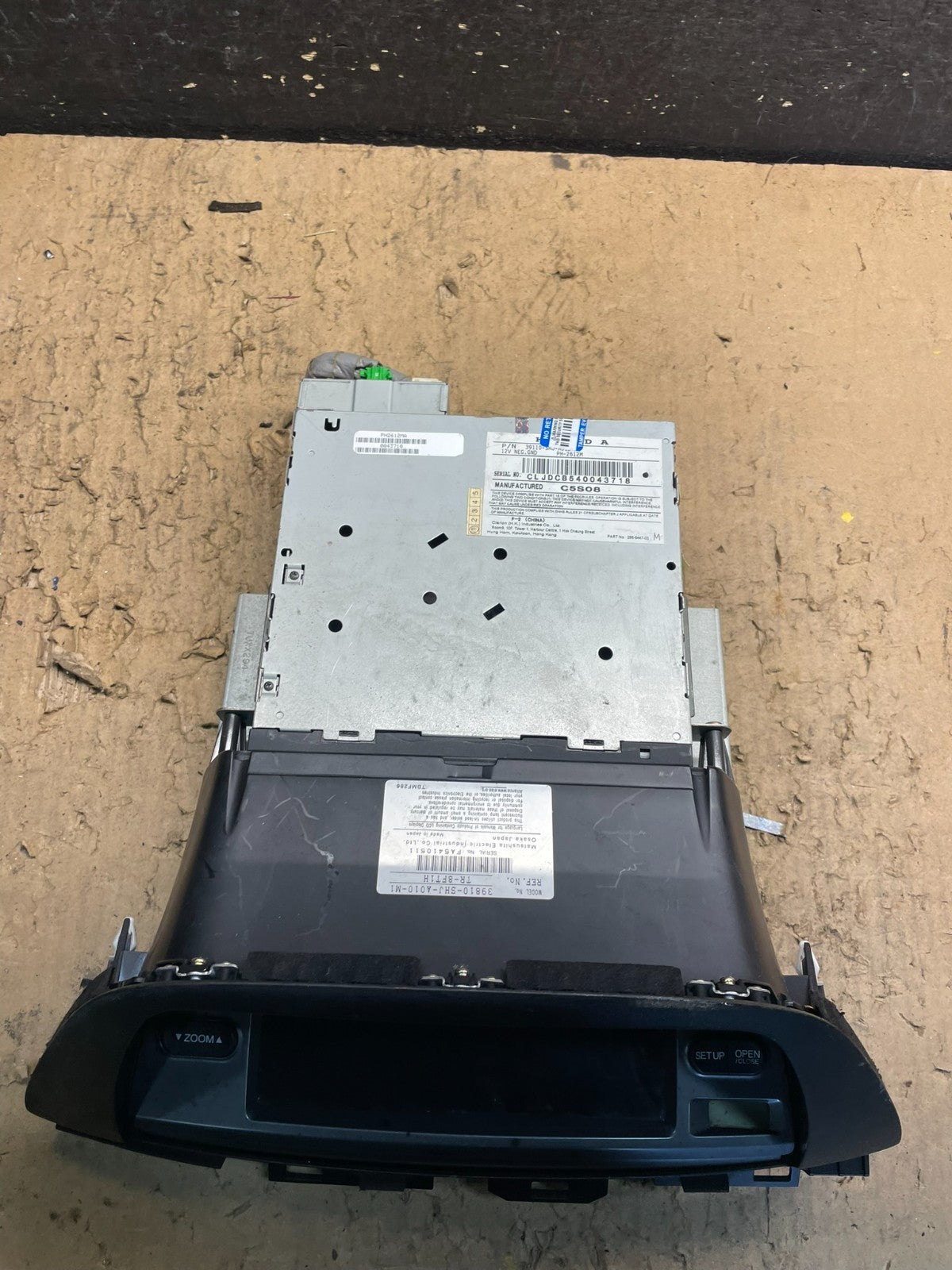 2005-2006 Honda Odyssey Information Display Screen 39810-SHJ-A010-M1 W7029 DG5