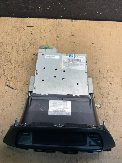 2005-2006 Honda Odyssey Information Display Screen 39810-SHJ-A010-M1 W7029 DG5