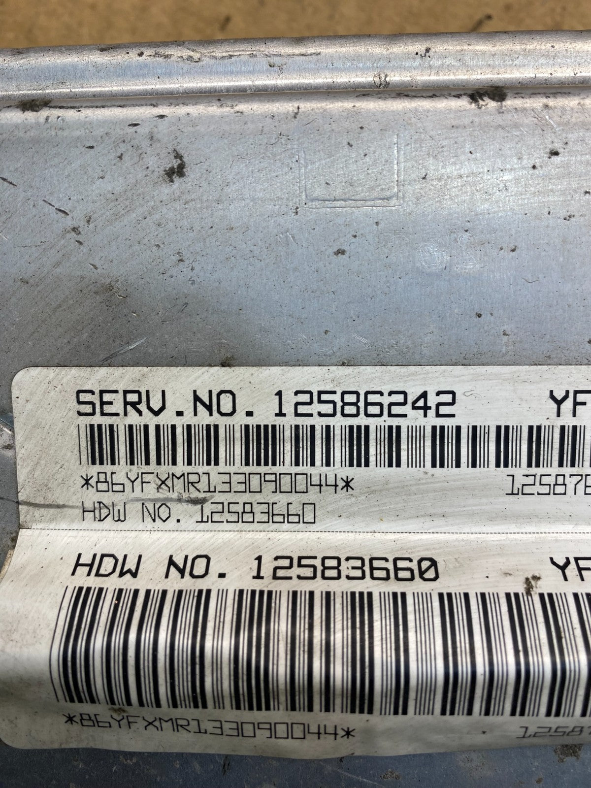 2003-2006 Chevrolet Tahoe Silverado Engine Control Unit Module ECM ECU AH7200 DW2