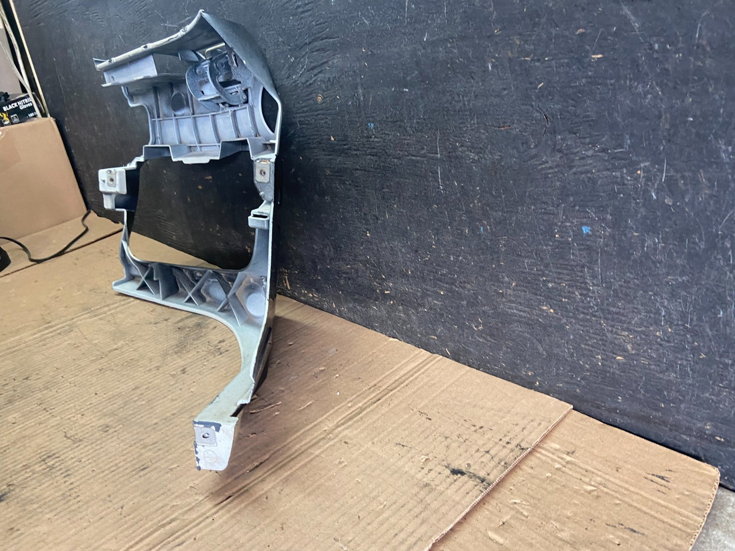 2011-2019 BMW 6 Series F12 F13 M-Sport Front Bumper Right Side Bracket P85884