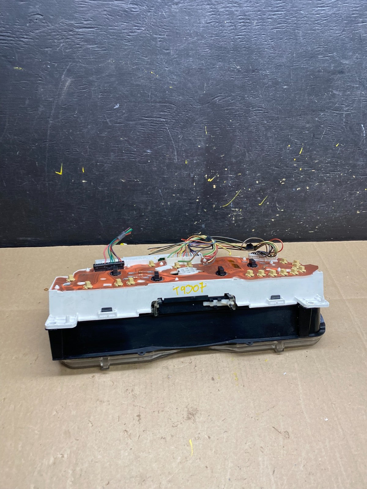 2000 - 2002 Ford Econoline E150 E250 E350 Speedometer Instrument Cluster T93075