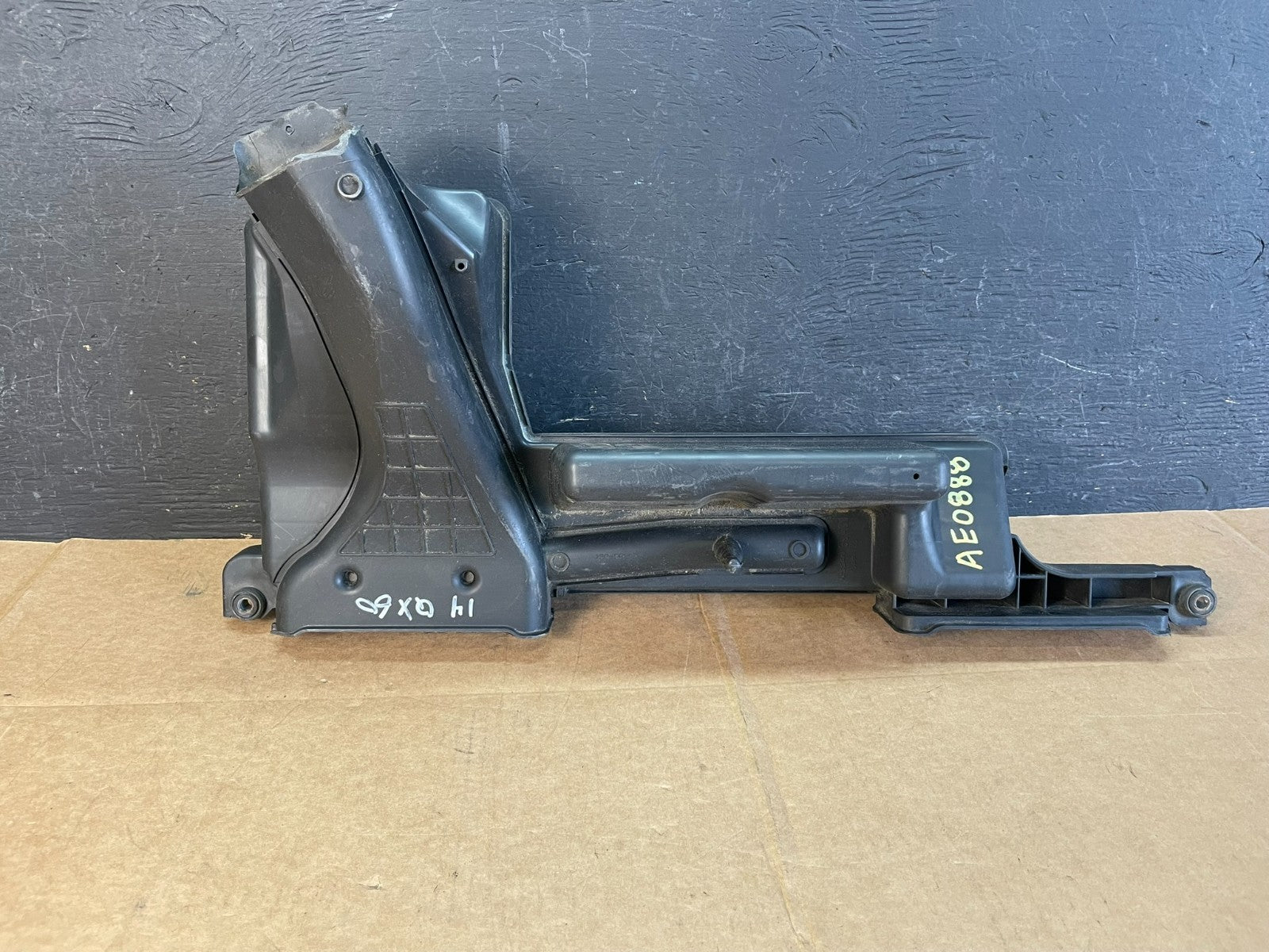 2013-2016 Nissan Pathfinder Upper Air Intake Duct AE0888 DG6