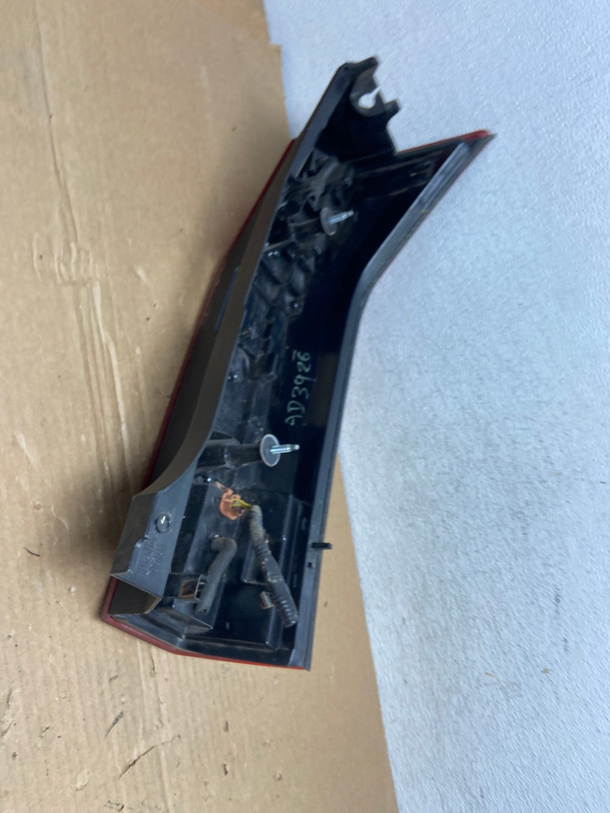 2004 to 2009 Cadillac Srx Left Driver LH Side Tail Light AD3926 LK6
