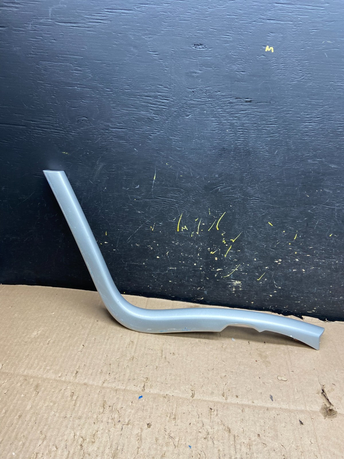 2011 to 2014 Ford Edge Right Passenger Side Trim Panel Bezel y7899 DG0