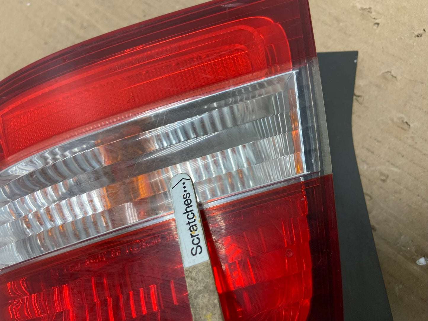 2000 2001 Lexus ES300 Outer Right Passenger RH Side Tail Light Oem AB6511 LK3
