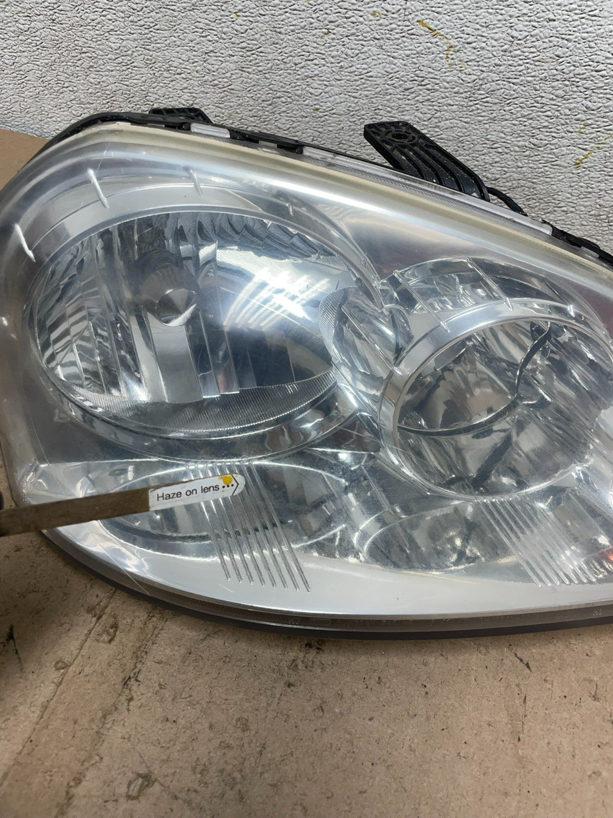 2004 to 2008 Suzuki Forenza Right Passneger RH Halogen Headlight Oem Q5057 DW7