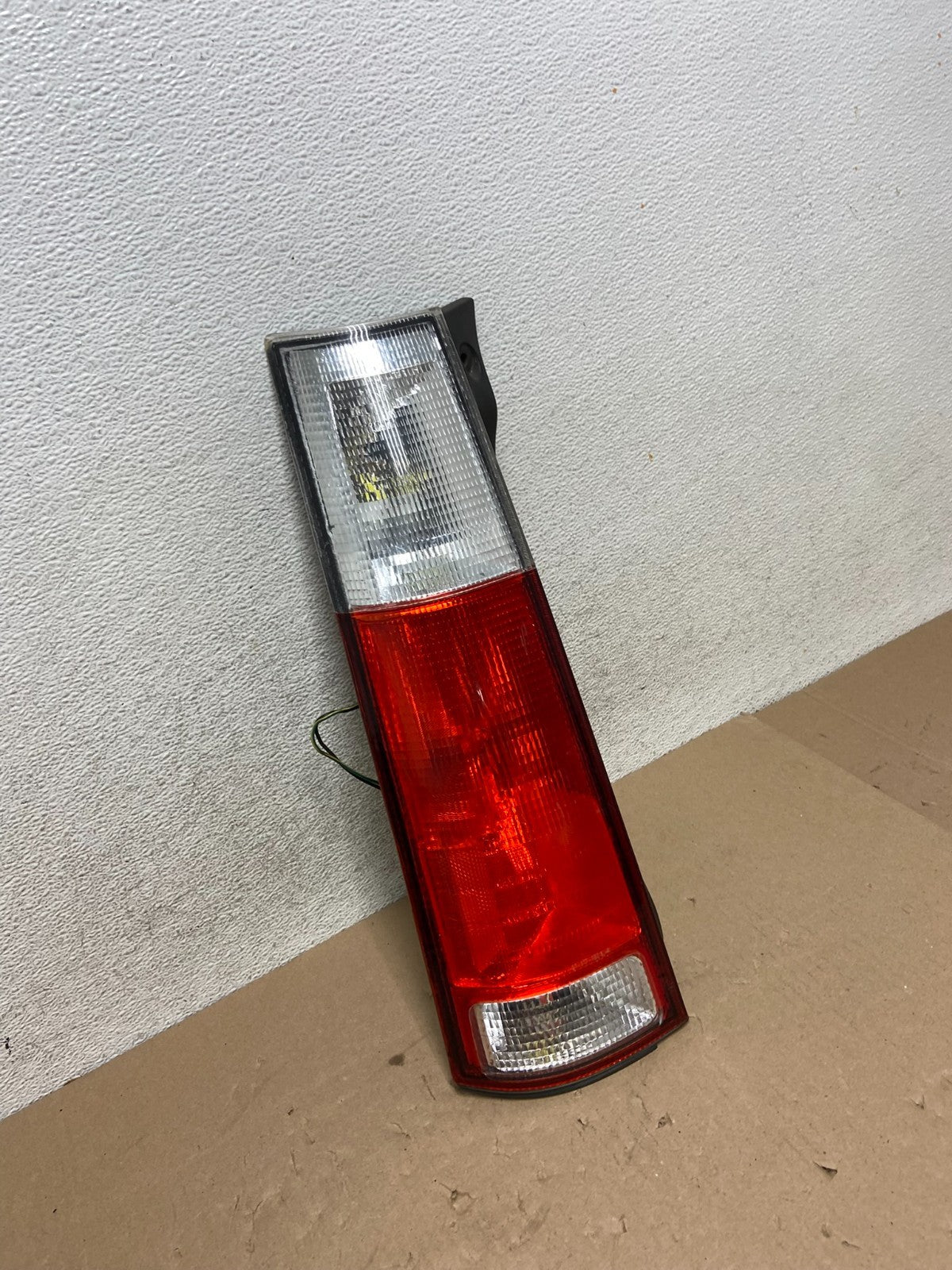 1997 1998 1999 2000 2001 Honda Crv Cr-v Left Driver Lh Tail Light AG5806 DW2