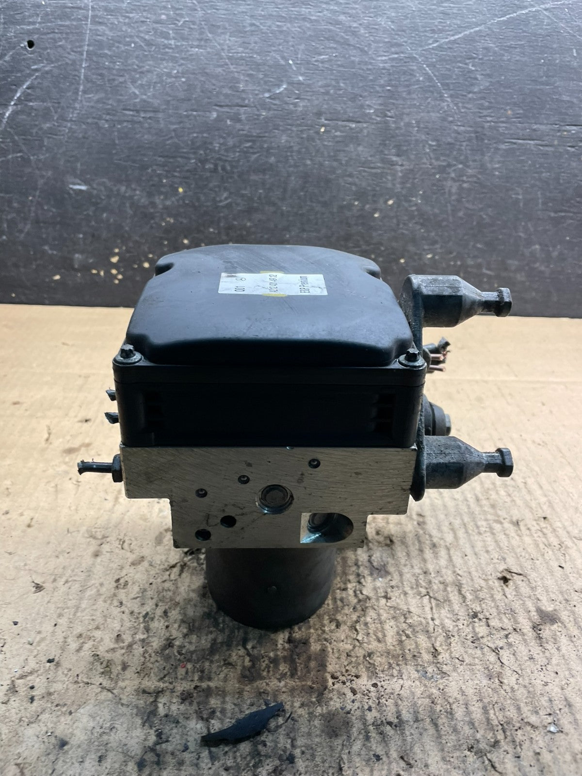 2010-2013 Mercedes W212 ABS Anti Lock Brake Pump Module W6816 DG3