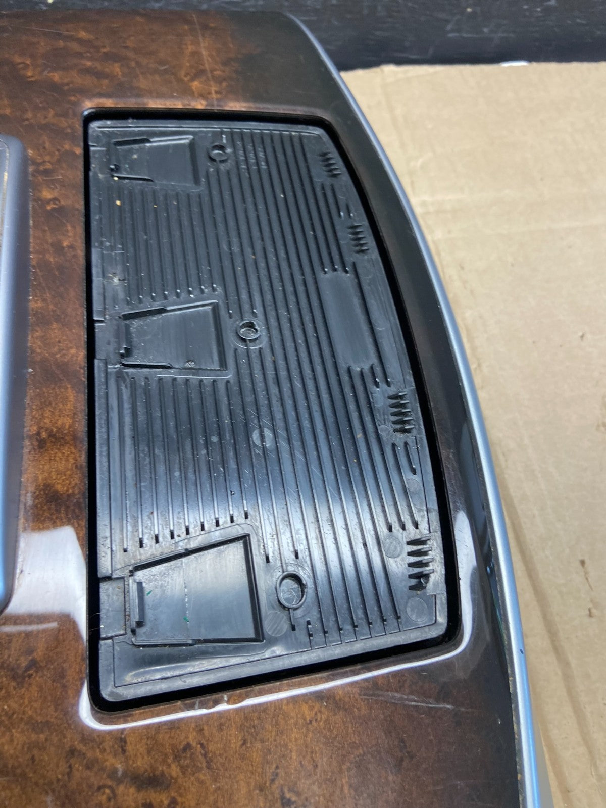 2013 - 2016 Infiniti QX60 JX35 Center Console Shifter Gear Trim Panel AD7224 DG4