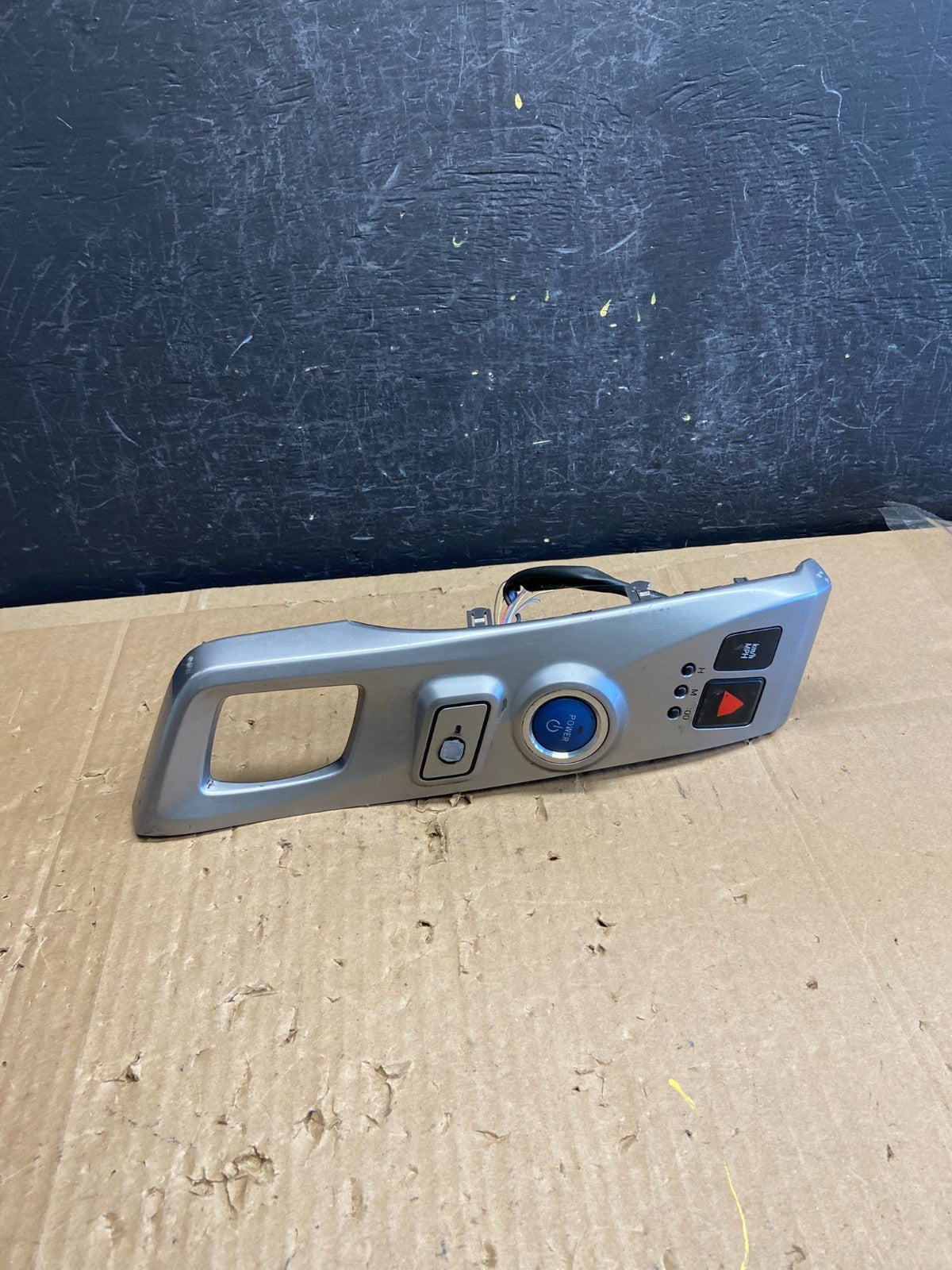 2012-2016 Toyota Prius V Shifter Bezel Trim Parking Push Start ad2318 DG1