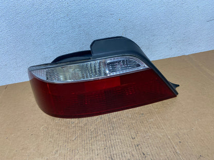 2002 2003 Acura TL Left Driver LH Side Tail Light AE0