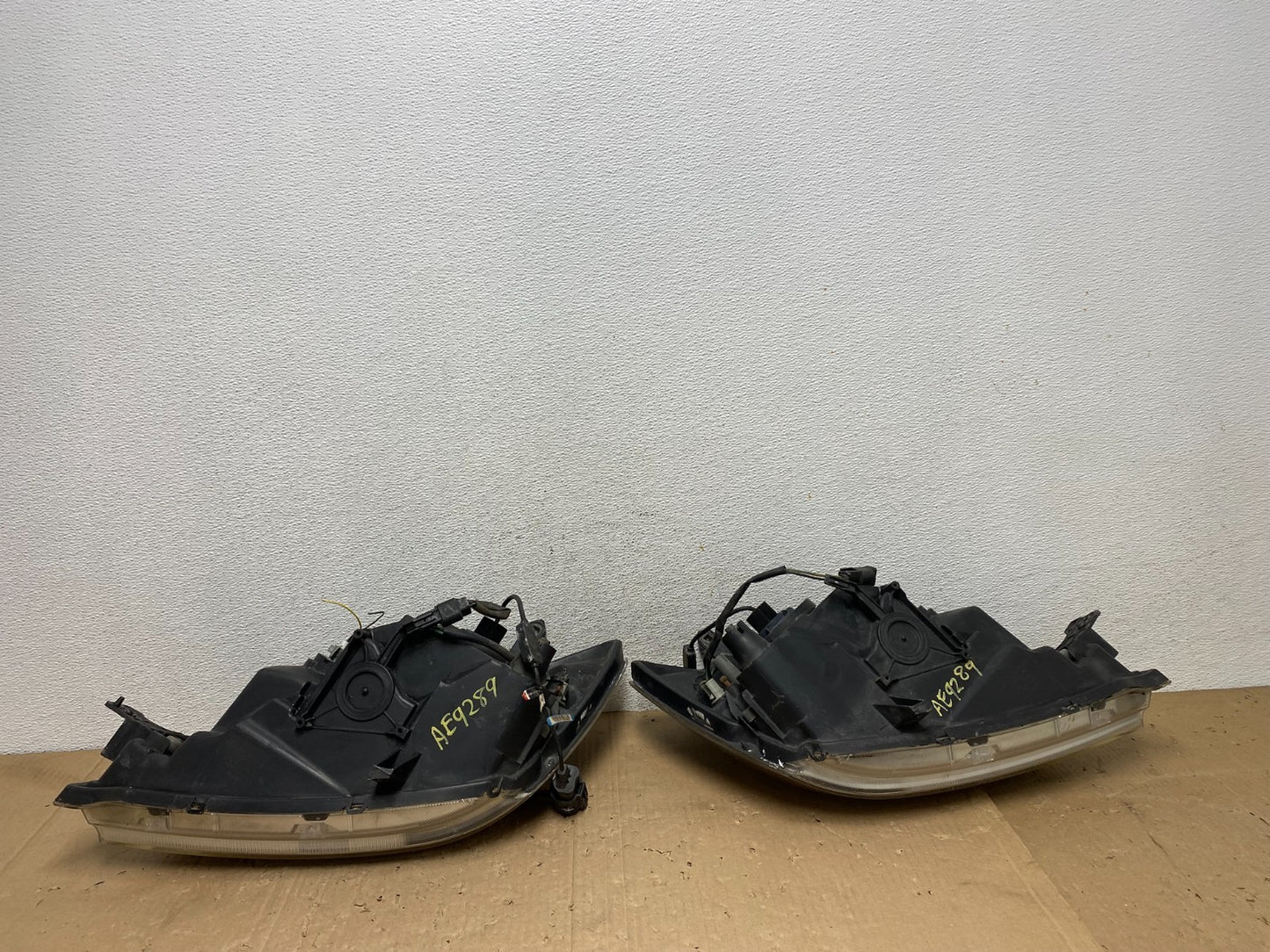 2004-2007 Mitsubishi Lancer Left+Right Side Headlights Halogen AE9289 DW7