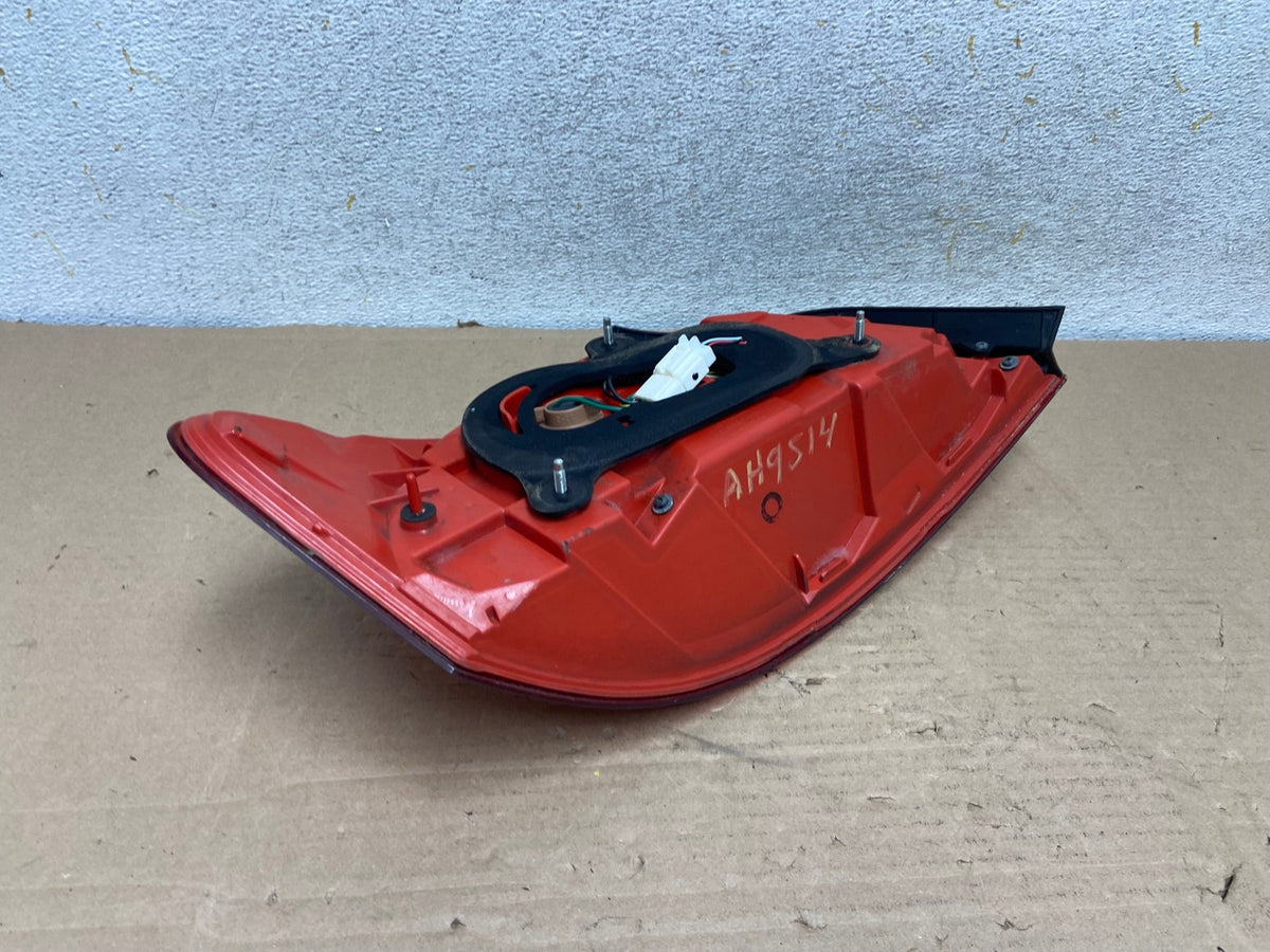 2007 to 2013 Infiniti G35 G37 Sedan Right Passenger Rh Tail Light AH9514 LK5