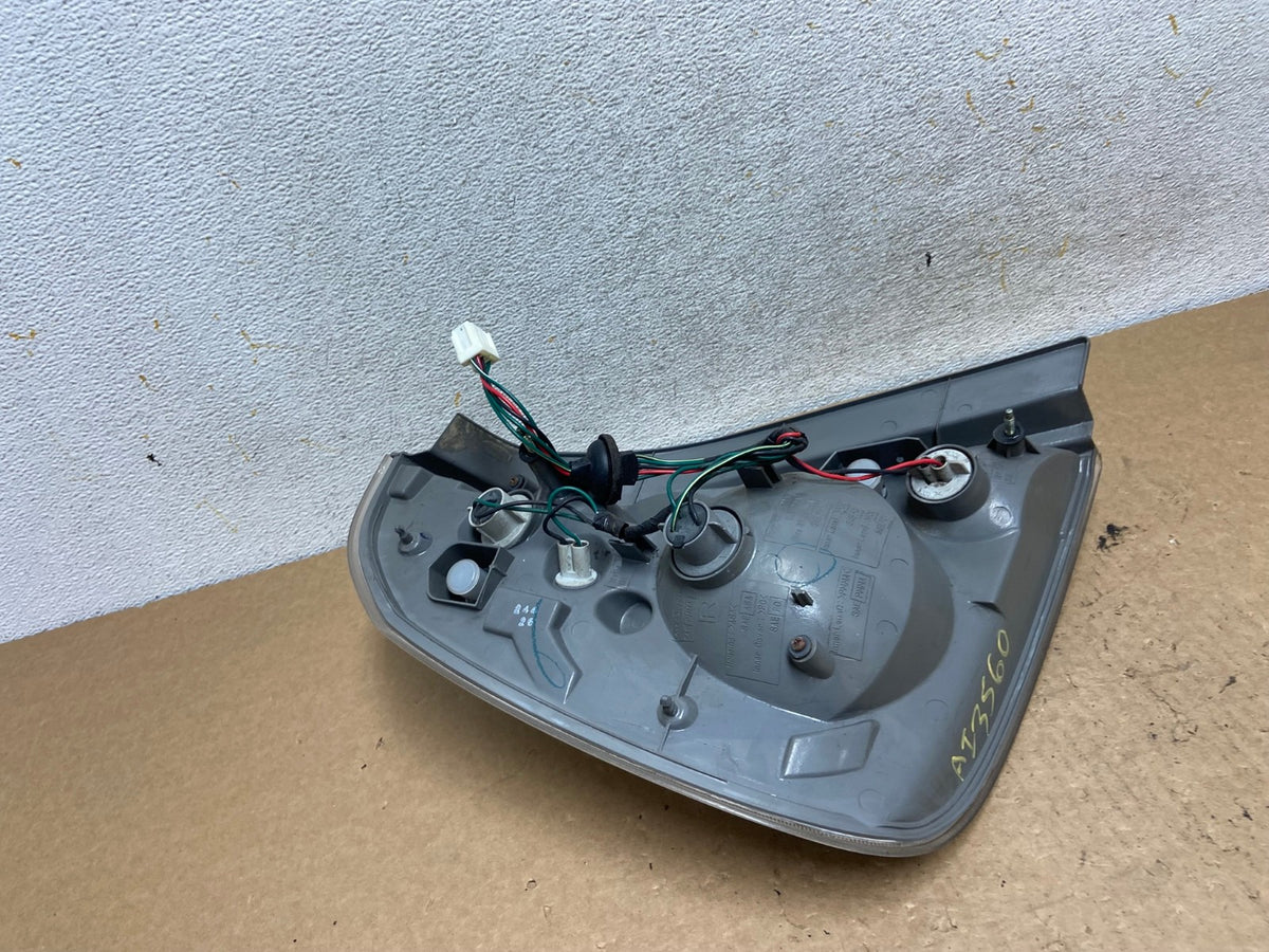 2005 to 2006 Nissan Altima Tail Light Right Passenger RH Side AI3560 LK7