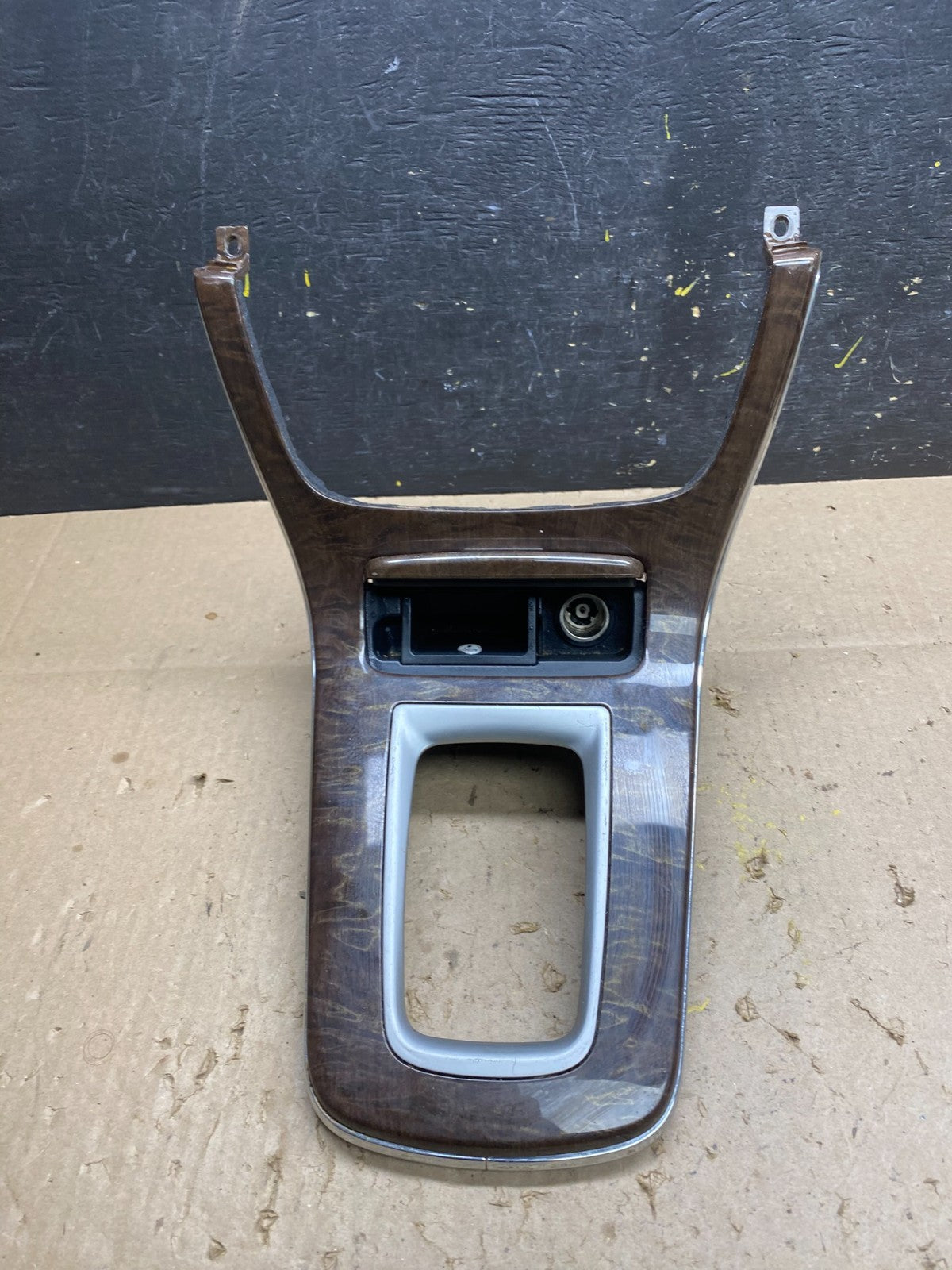 2013 to 2016 Nissan Sentra Center Console Shifter Floor Trim Bezel U5054 DG1