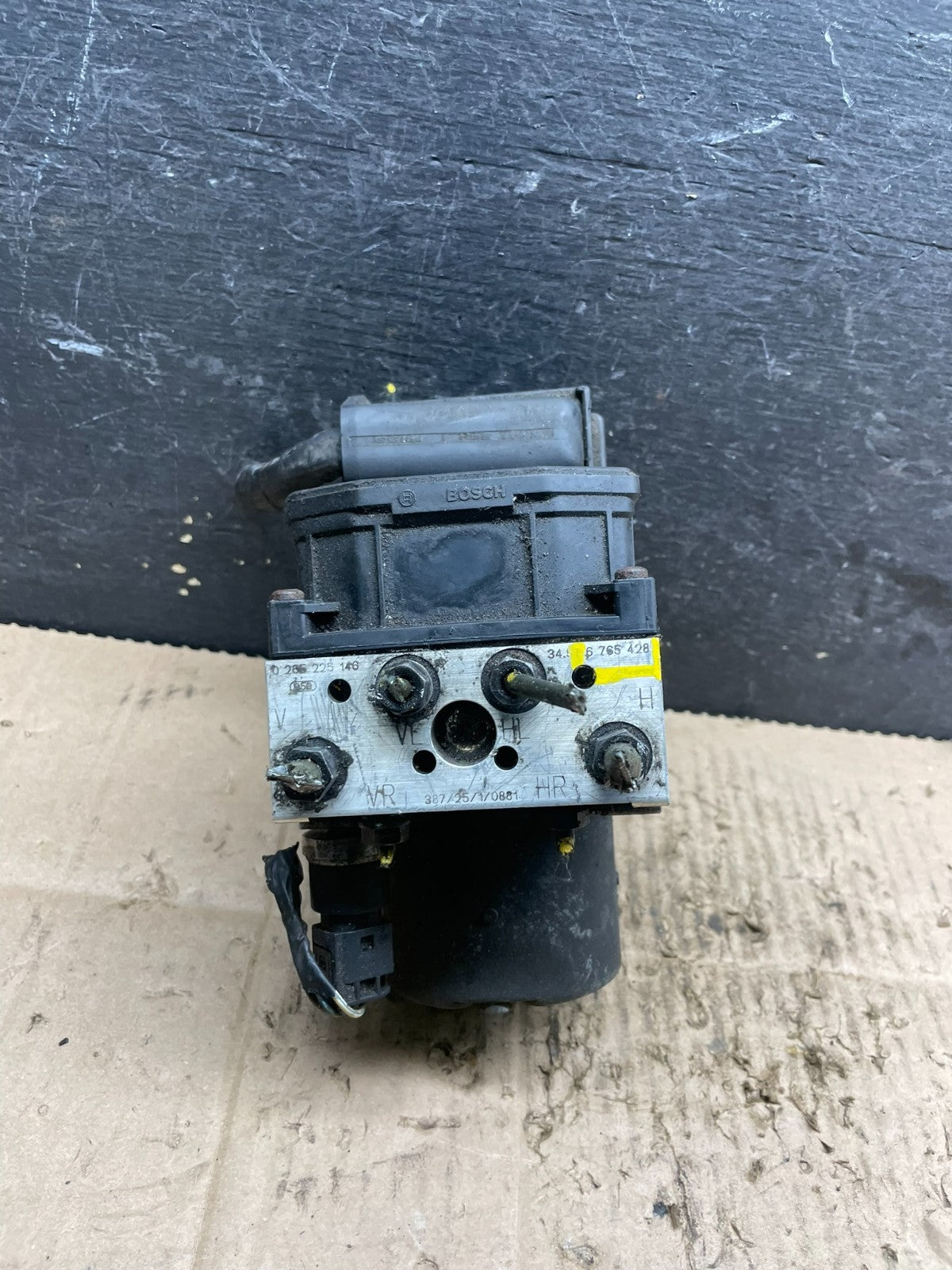 BMW X5 Series E53 ABS DSC Hydro braking unit pump 6765428 q6180 DG2