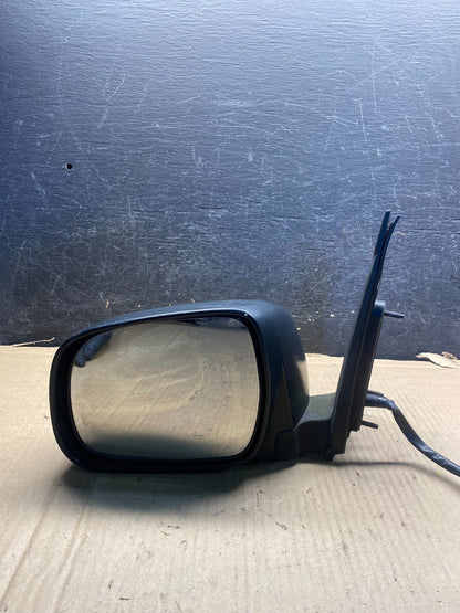 2004 to 2010 Toyota Sienna Left Driver LH Turn Signal View Mirror aj0540 DG9