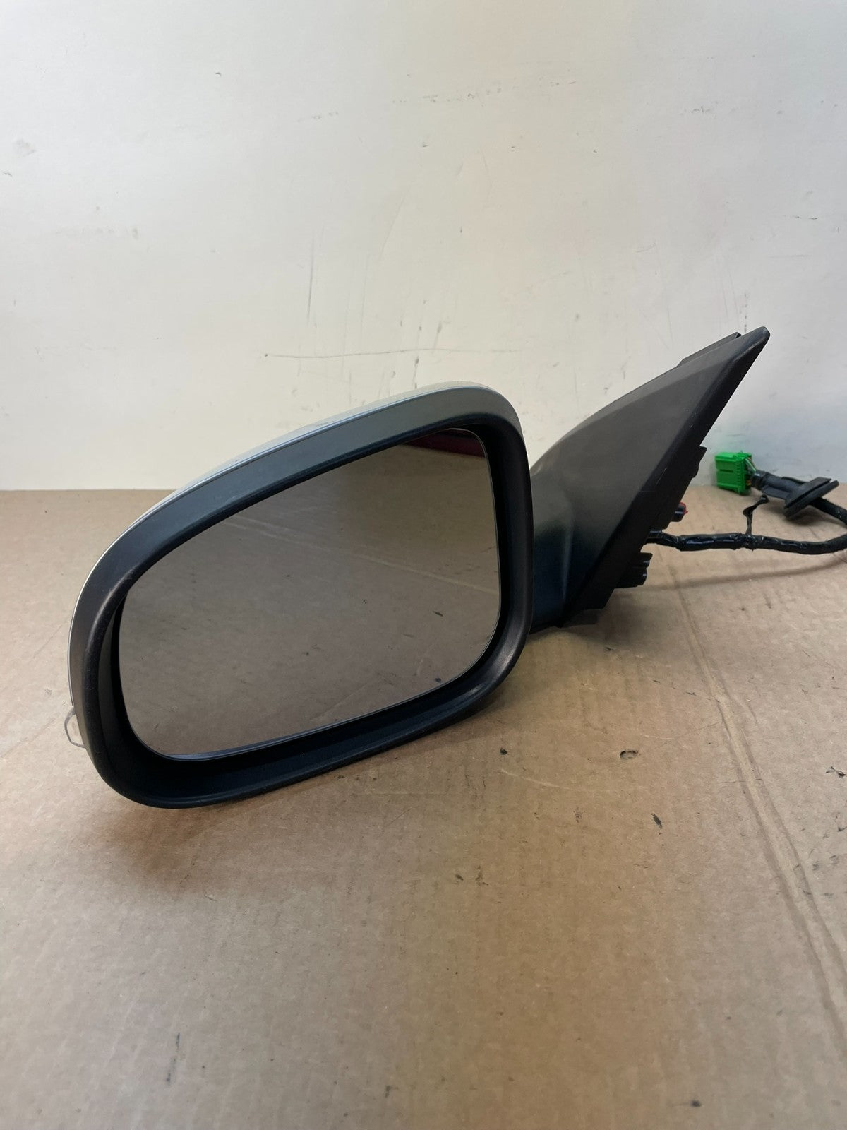 2015- 2018 Volvo V60 Left Driver LH Turn Signal Door View Mirror AH6340 DG2
