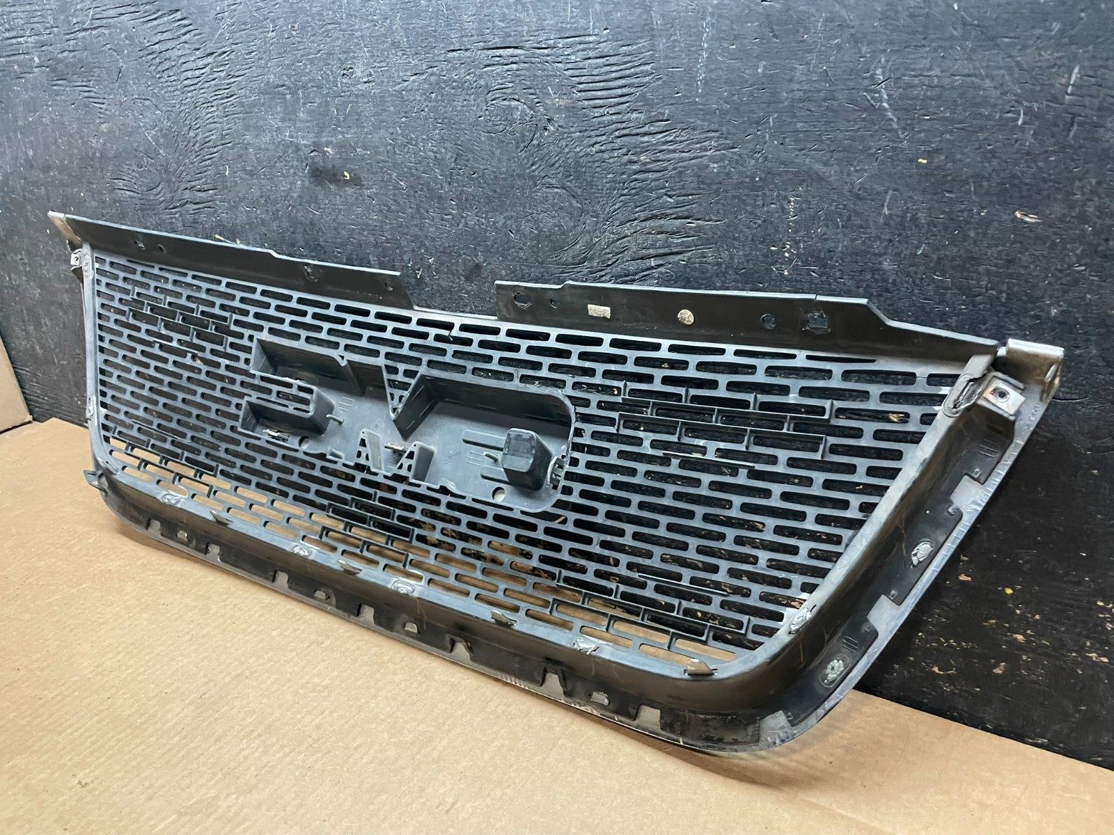 2007 to 2012 GMC Acadia Front Upper Grill Grille Oem aa9039 DG7