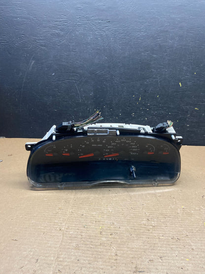 2004 to 2008 Ford E150 E250 E350 Gauge Speedometer Cluster Q9729 DG0