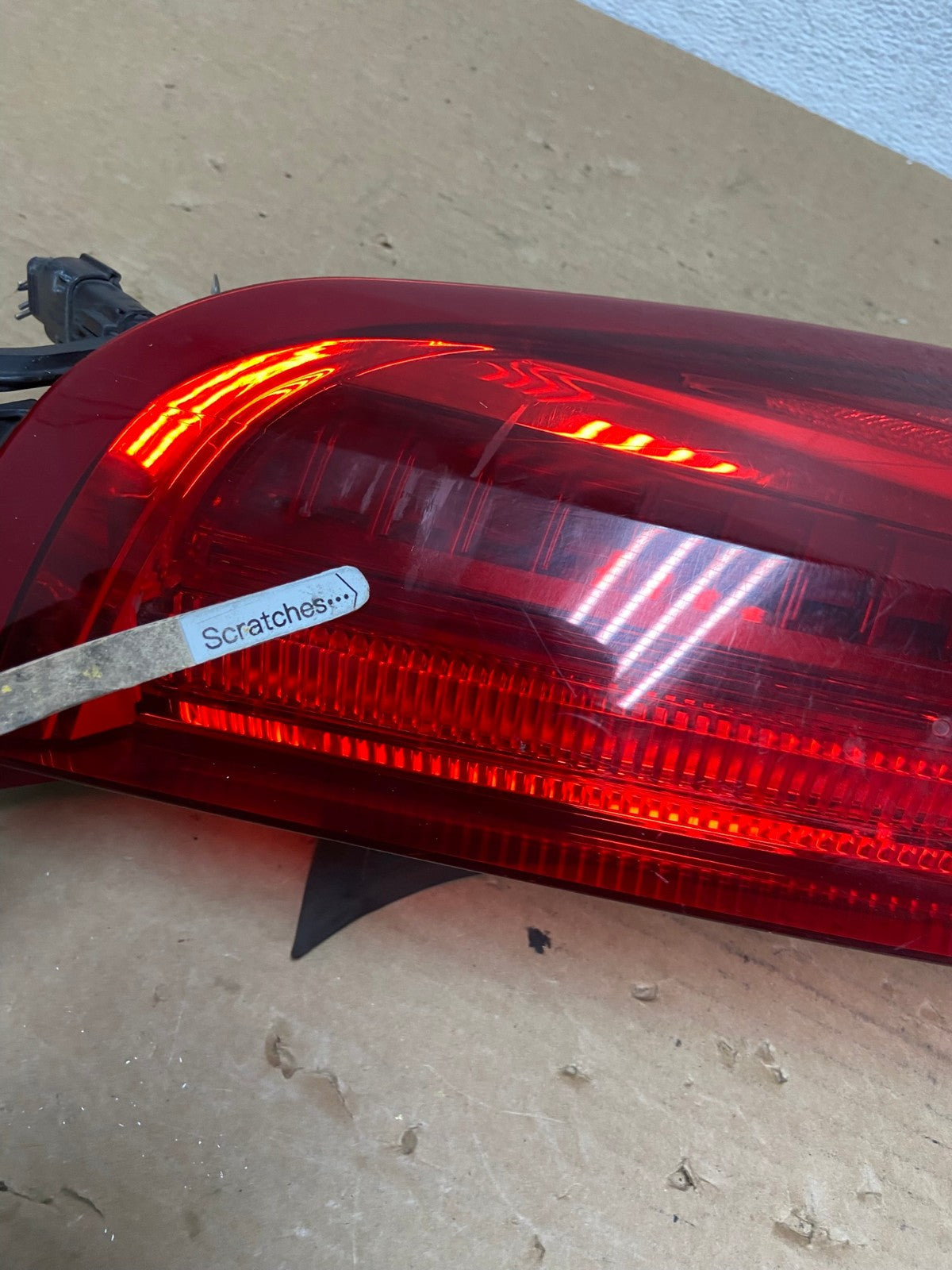 2013 to 2017 Cadillac XTS Left Driver LH Tail Light AD3941 LK3