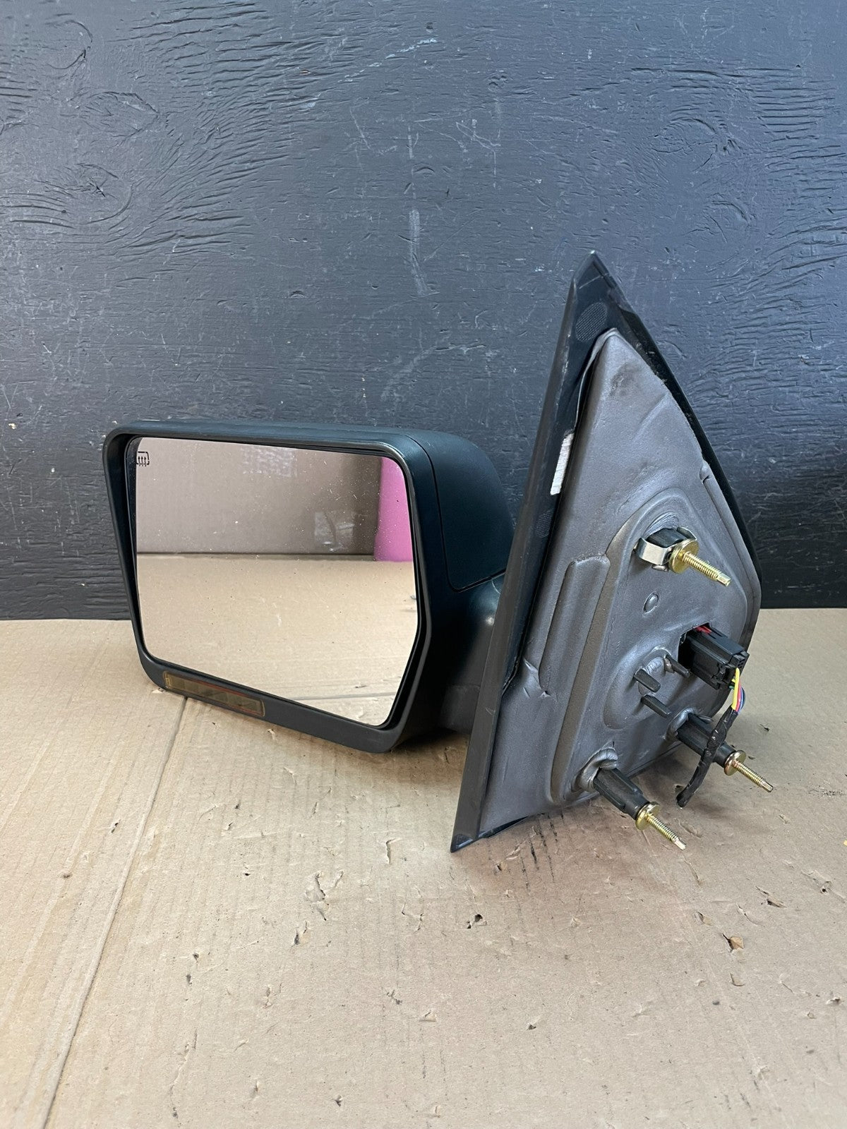 2004 to 2008 Ford F150 Left Driver LH Side View Door Mirror AD8691 DW2