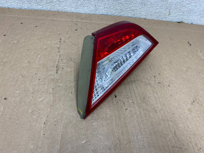 2011 to 2014 Hyundai Sonata Right Passenger Rh Inner Tail Light Oem S0301 DG2