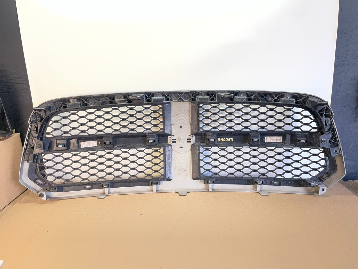 2013 to 2018 Dodge Ram 1500 Front Bumper Grille Grill AH0053 DG3