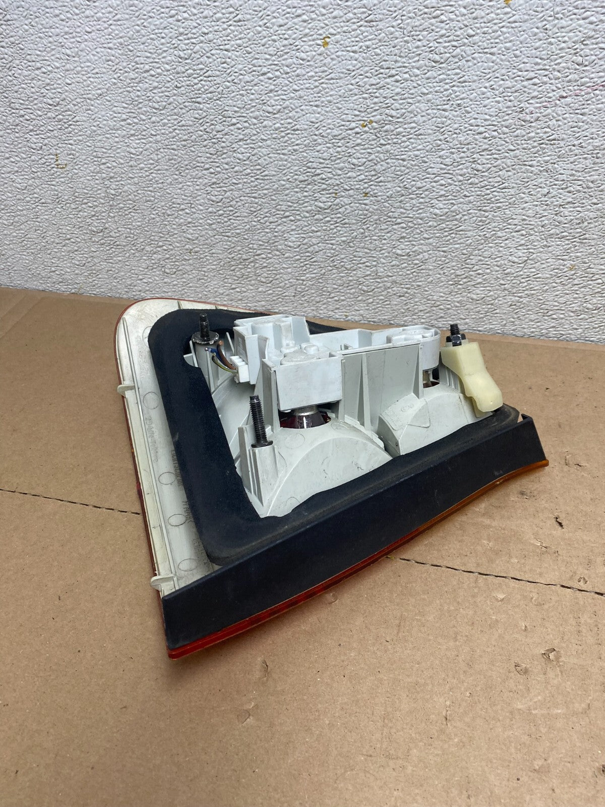 2000-2005 BMW 3 Series Wagon Touring Right Rh Side Tail Light Oem I9620 DW4