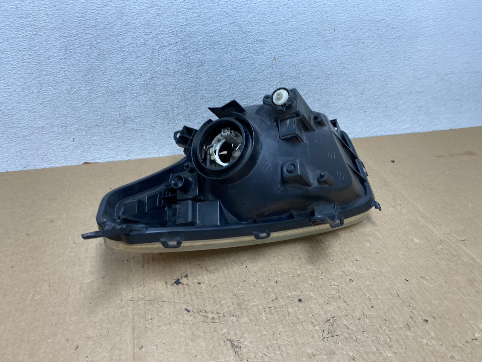 2001 to 2003 Toyota Rav4 Right Passenger RH Side Headlight Halogen AF9826 DW5