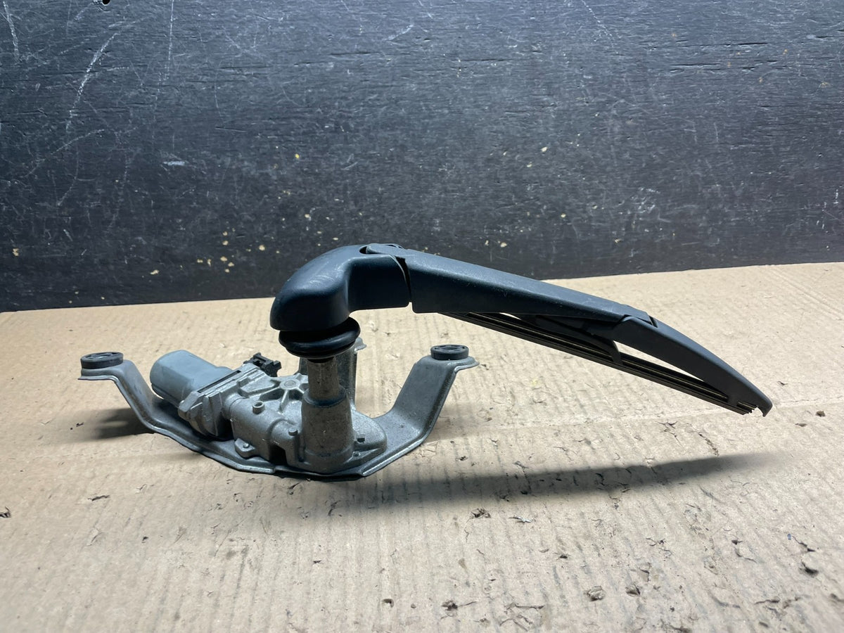 2008 to 2014 Scion xD Rear Wiper Motor v5259 DG3